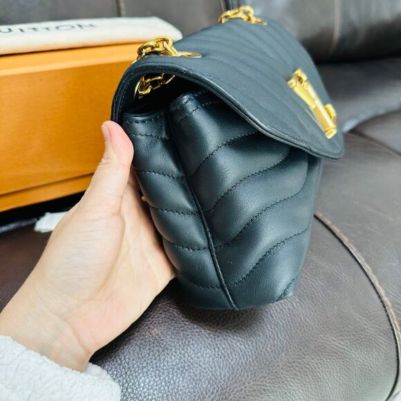 Louis Vuitton New Wave Chain Bag Noir - Picture 8 of 16